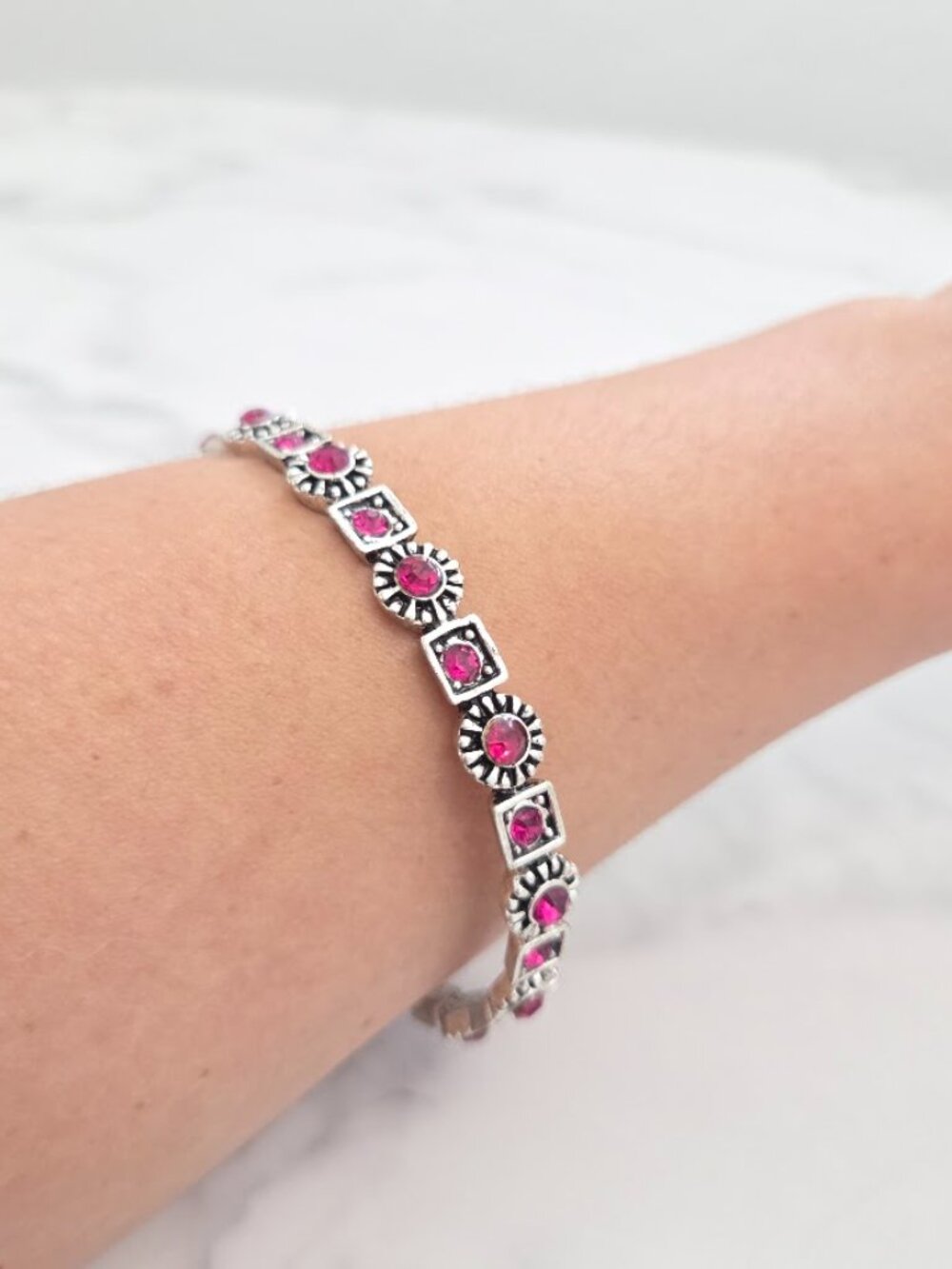 Paparazzi Pink Rhinestone Silver Bangle Bracelet NWT - Picture 4 of 7